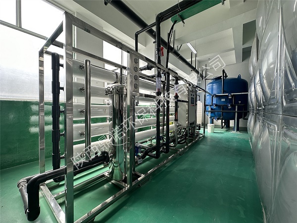 西安某新技术企业生产用纯净水设备及变频供水设备